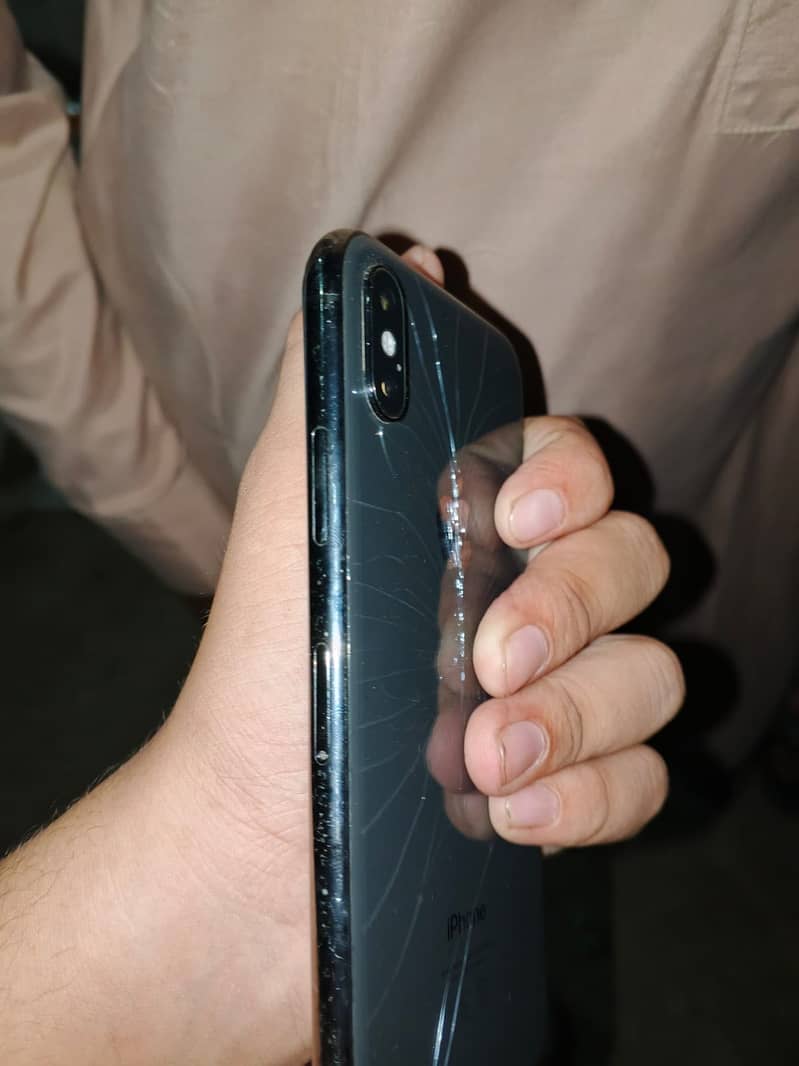 Apple iPhone X 2