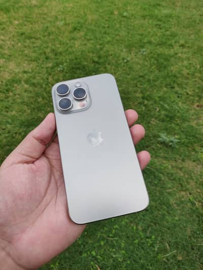 Apple iPhone 15 Pro Max