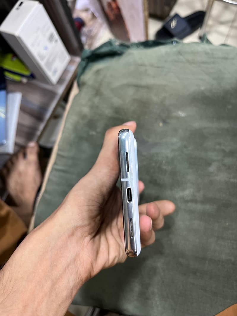 Google Pixel 7 Pro 4