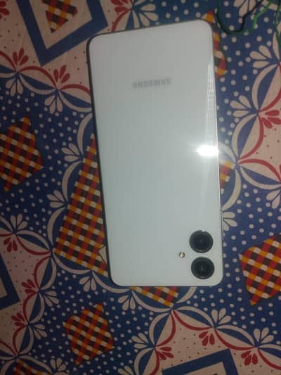 Samsung Mobile A06