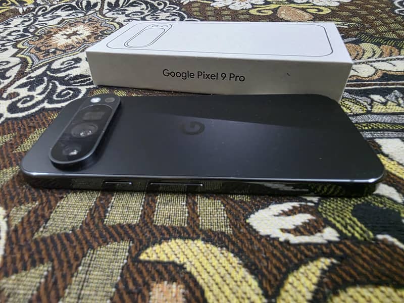 Google Pixel 9 Pro Complete Box 0