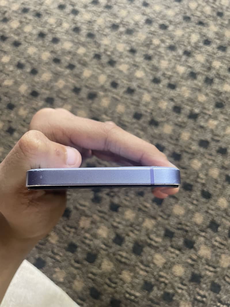 Apple iPhone 12 0