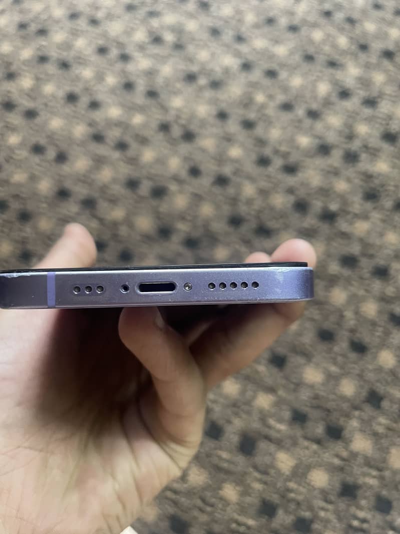 Apple iPhone 12 5