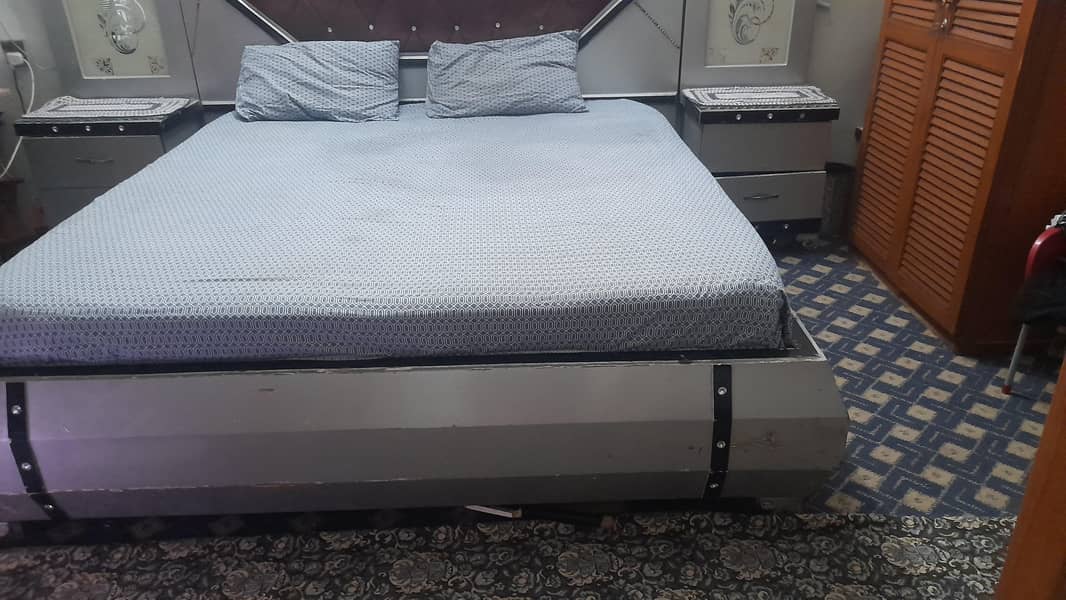 bed and showcase 1