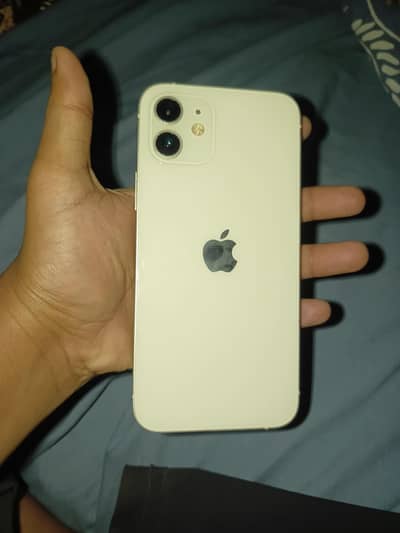 Apple iPhone 12
