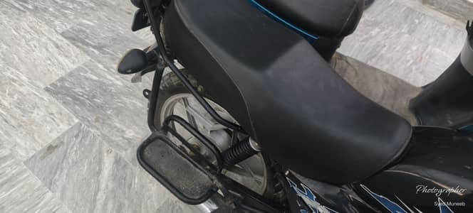 Suzuki 150 se