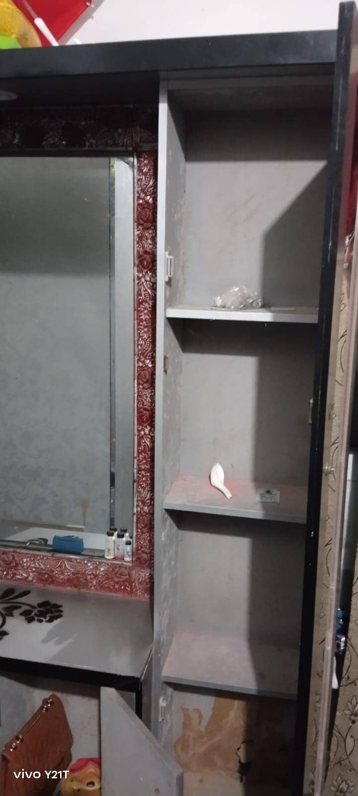 dressing table 3