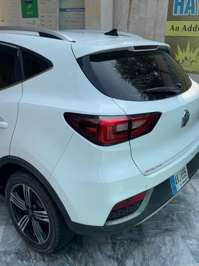 MG ZS 2021