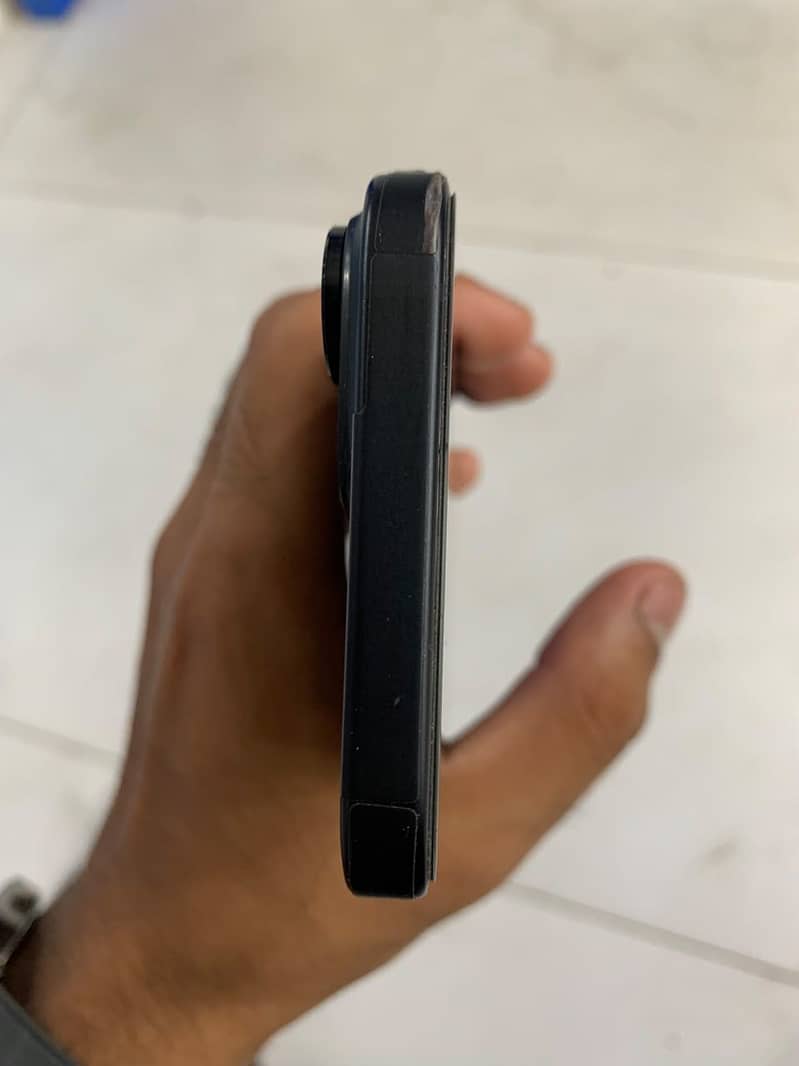 Iphone 15 2