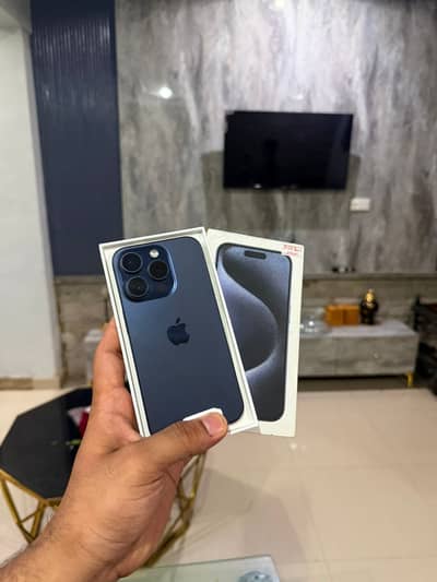 Apple iPhone 15 Pro 128 gb jv with box 