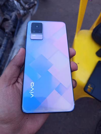 Vivo V21e