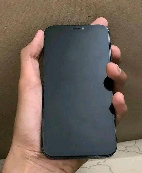 Apple iPhone 12 3