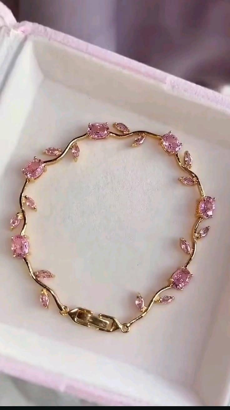 bracelet 0