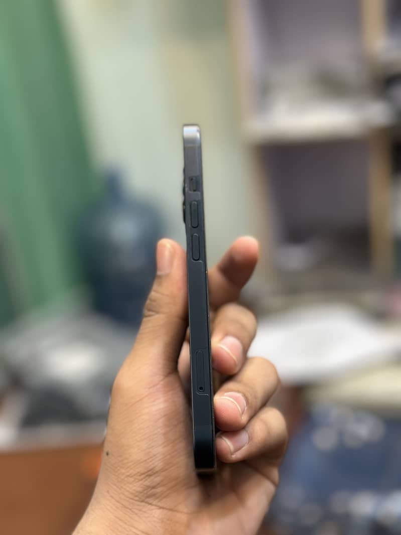 Iphone 13 2
