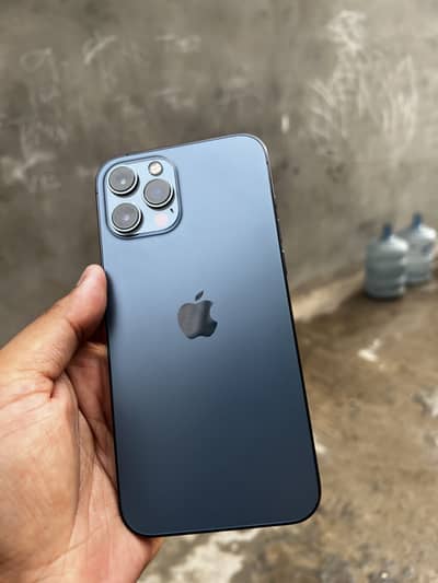 iPhone 12 Pro Max with box