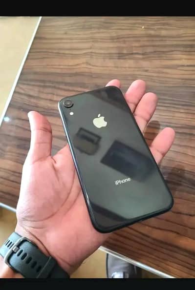 Apple iPhone XR