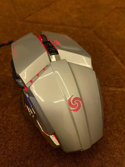 Gaming mouse for sale with dpis