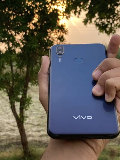 Vivo Y11