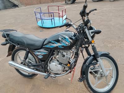 Suzuki 150 gs model 2022