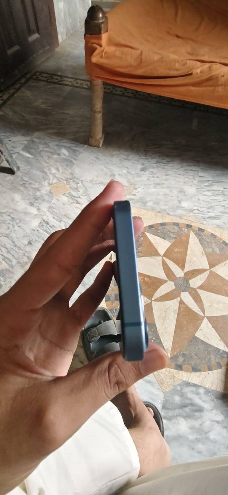 Apple iPhone 13 3