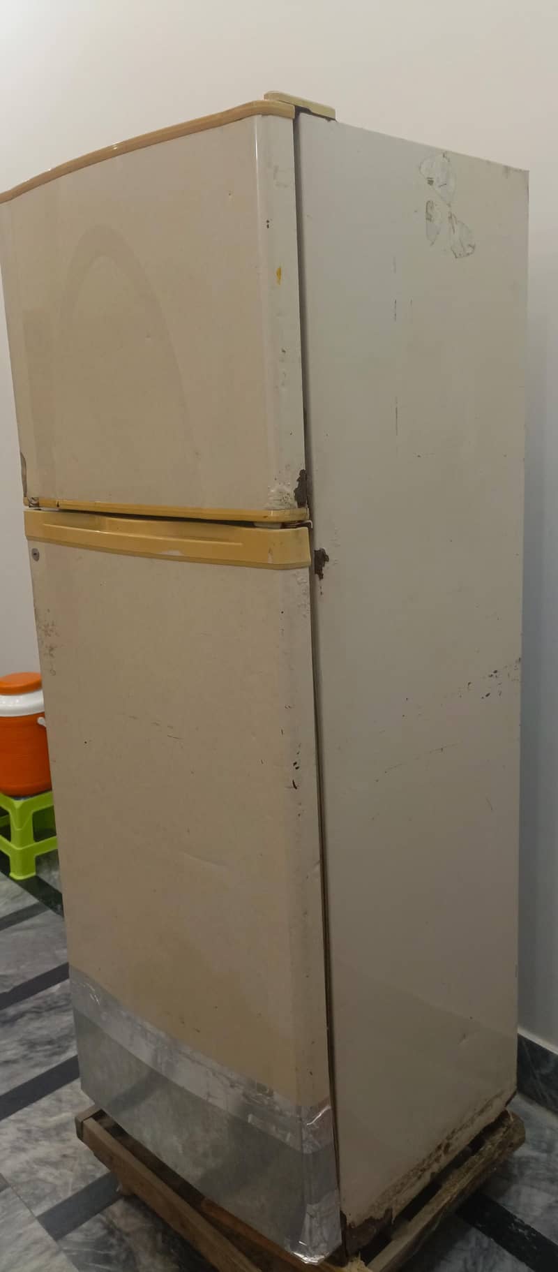fridge 0