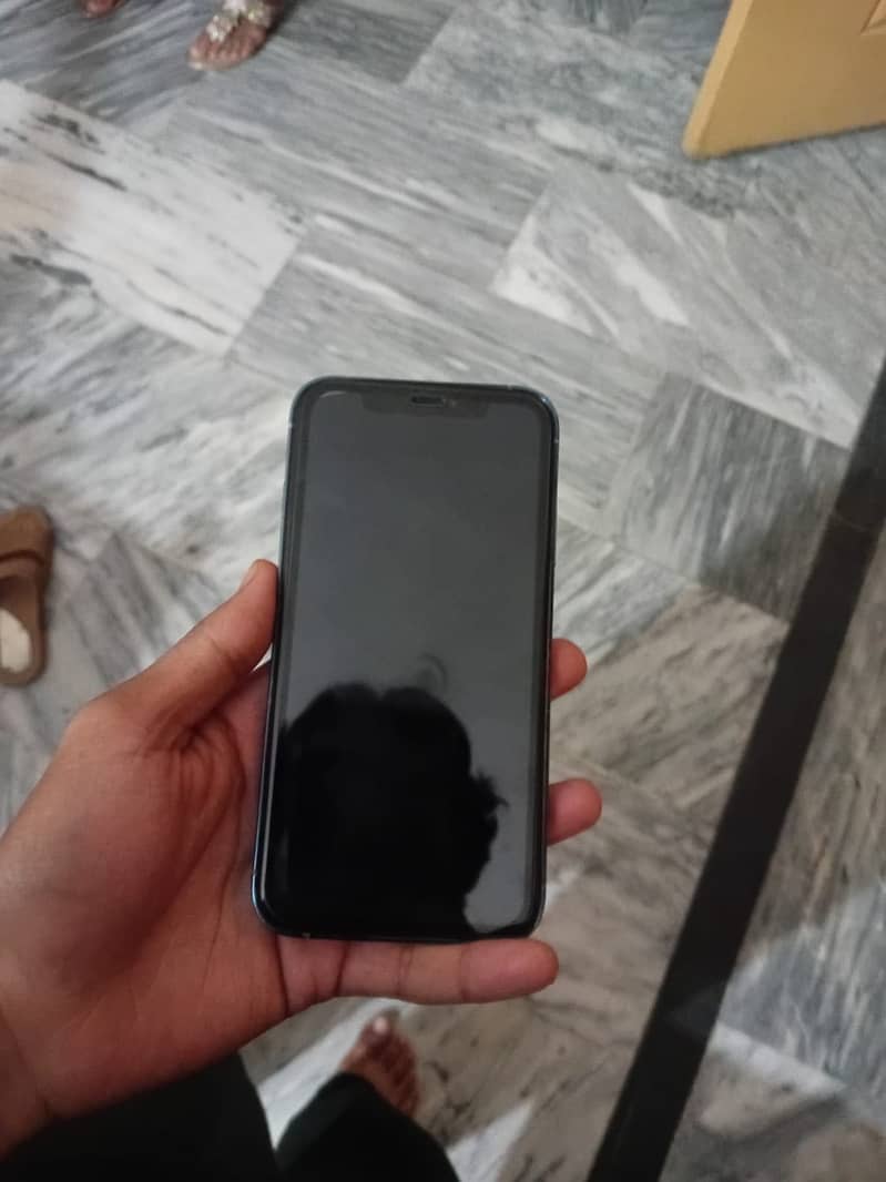 Apple iPhone XR exchange/sell 5