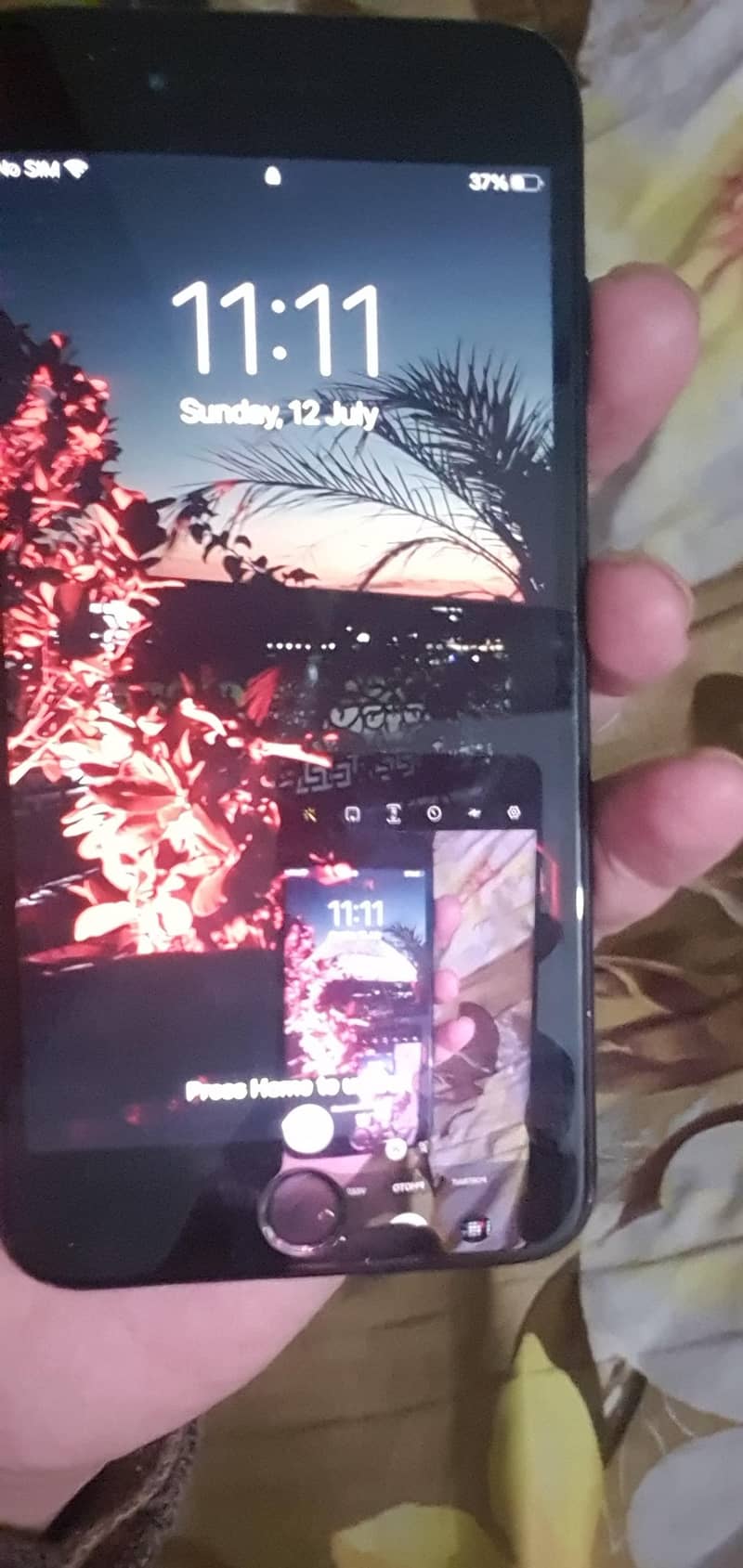 Apple iPhone 7 Plus 1