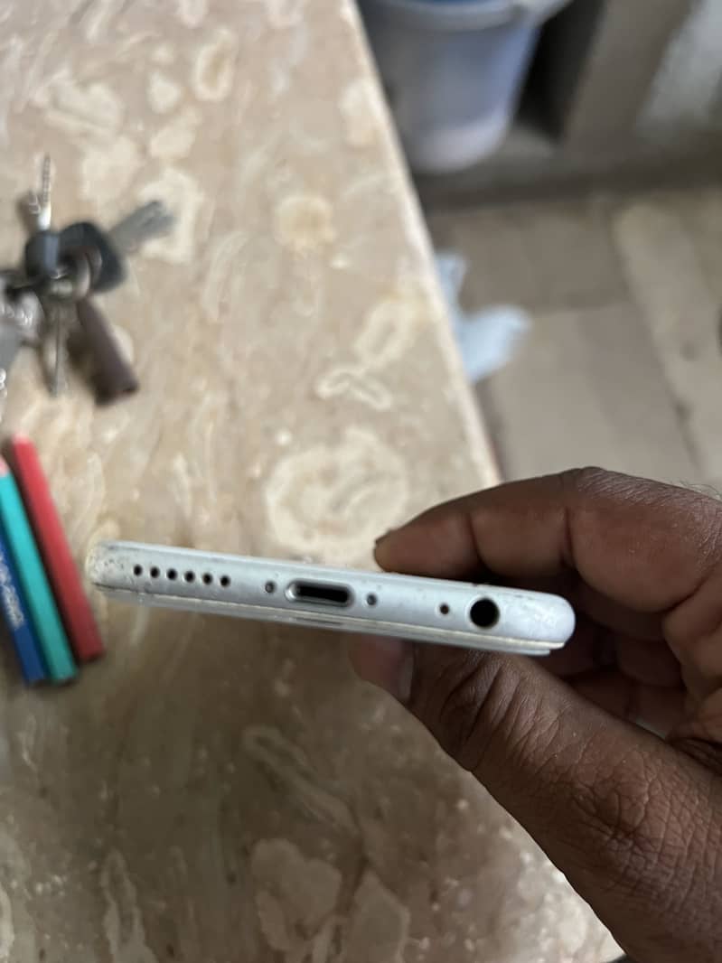 Apple iPhone 6 2