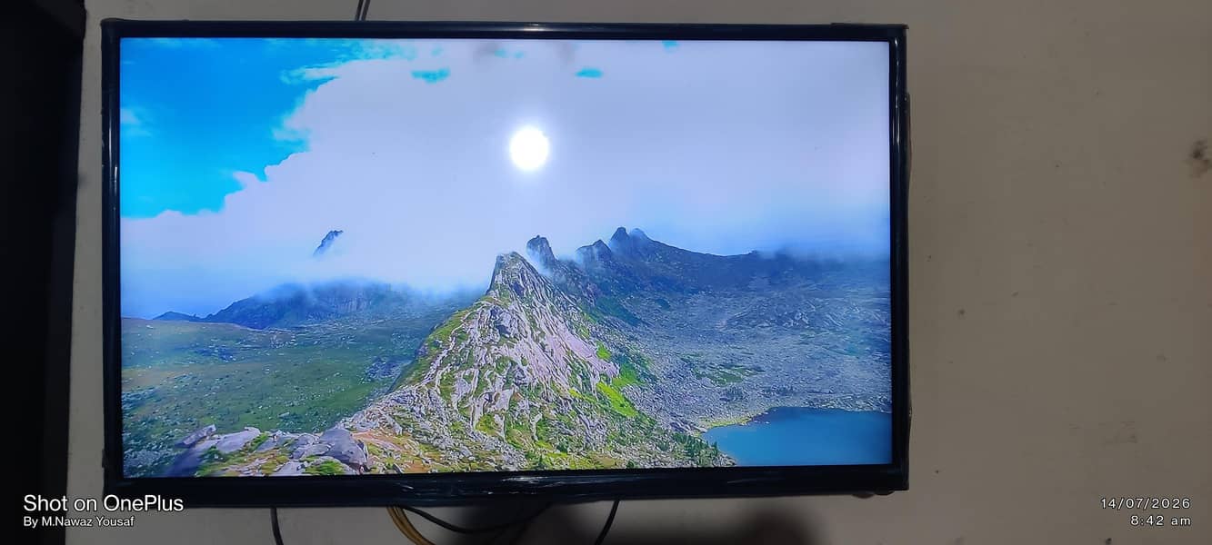 a plus smart LED TV 0