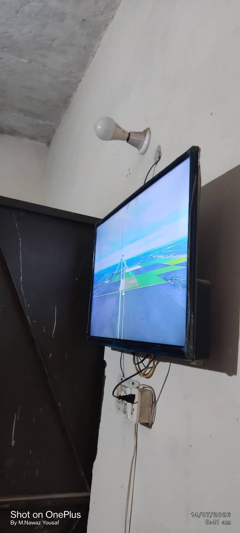 a plus smart LED TV 2