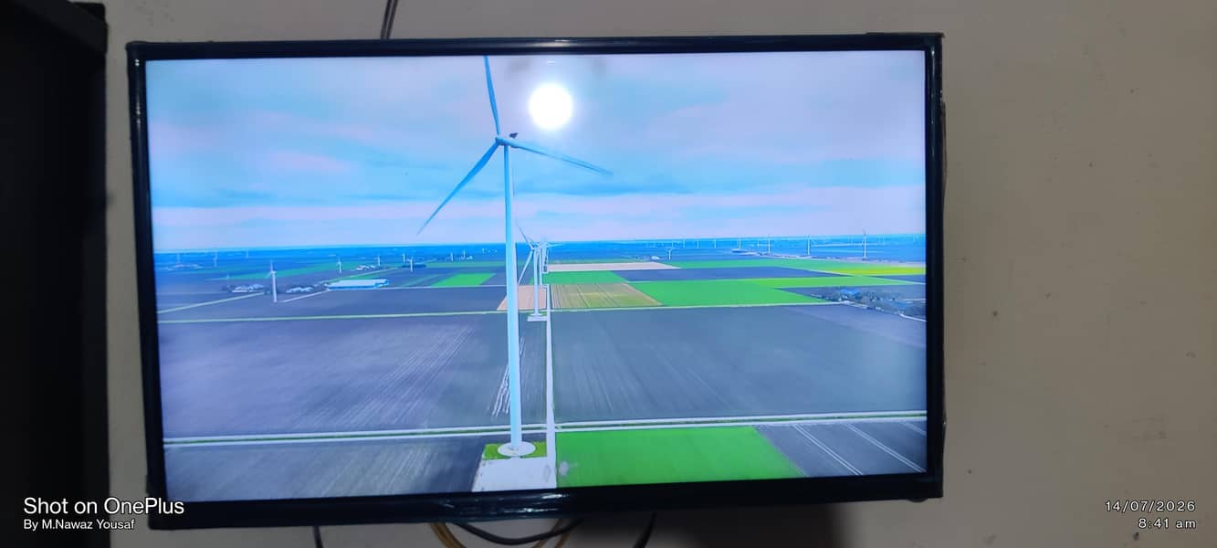 a plus smart LED TV 3