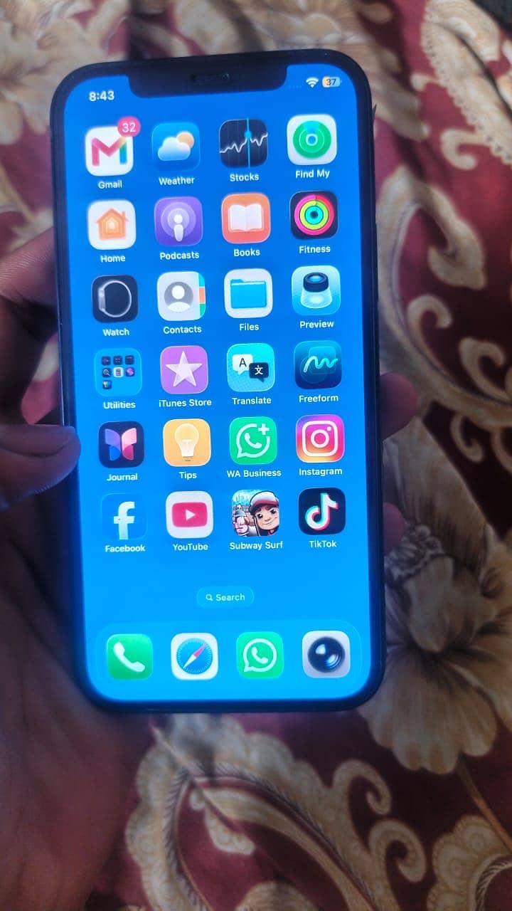 Apple iPhone 12 1