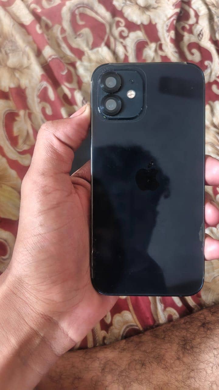 Apple iPhone 12 2