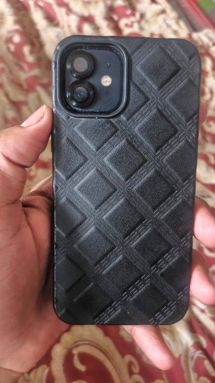 Apple iPhone 12 3