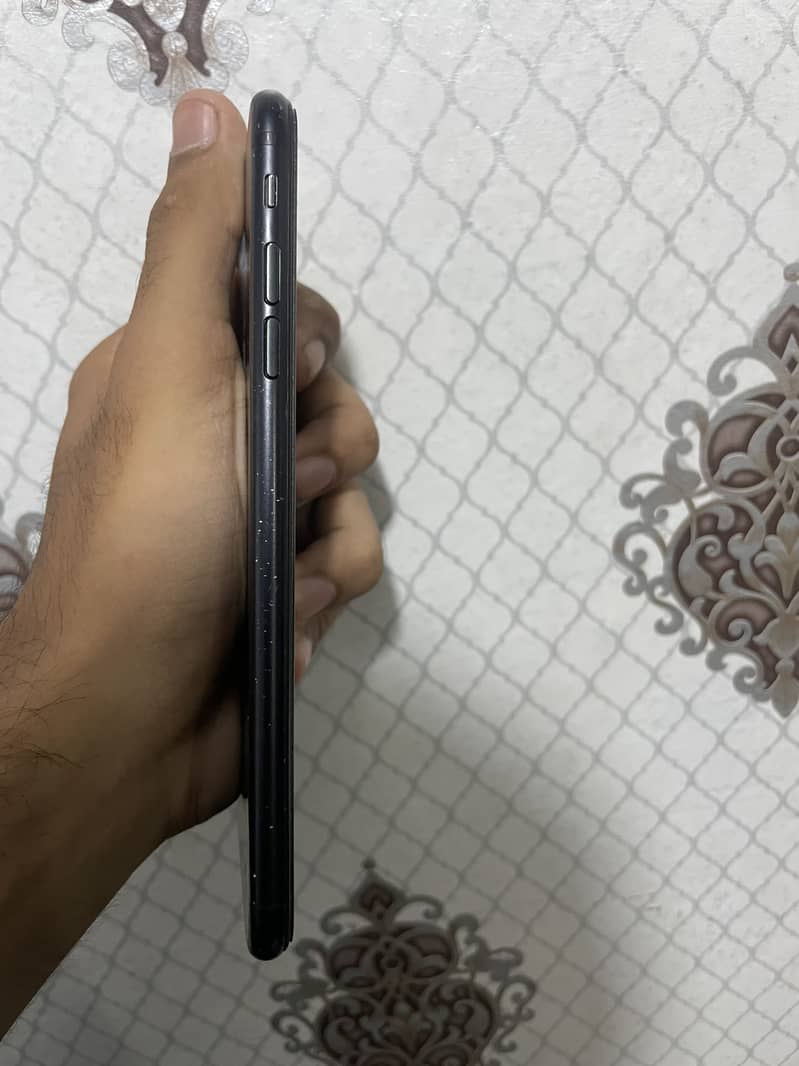 Apple iPhone 7 Plus 4