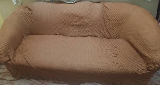 Urgent Sale – 6 seater sofa set