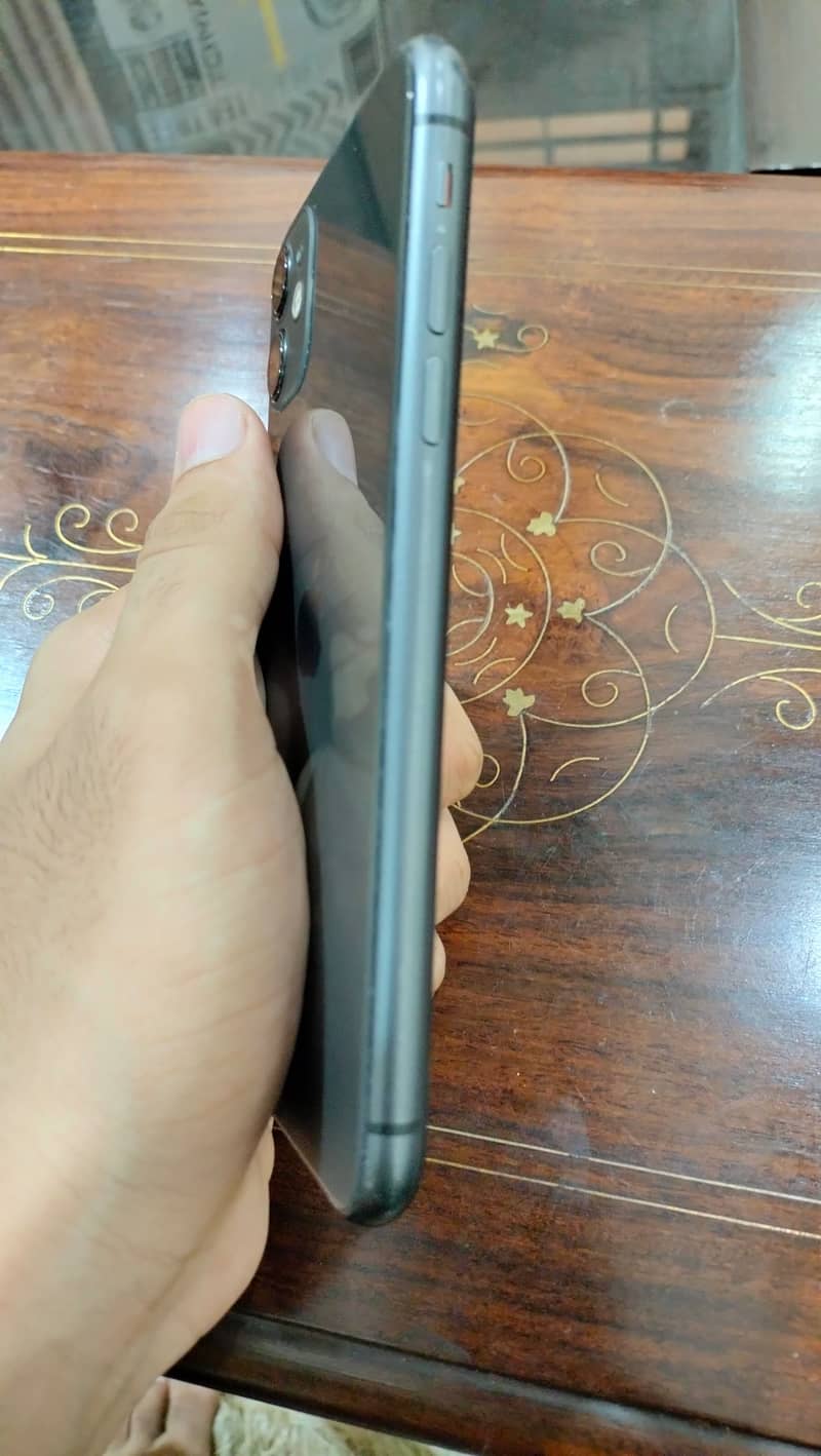 iPhone 11 1