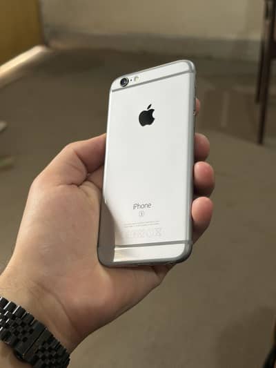 Apple iPhone 6S