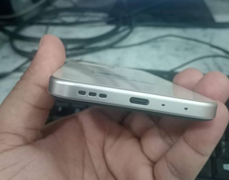 Oppo A6 2