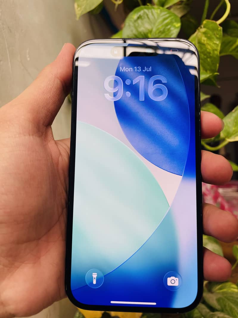 Apple iPhone 15 3