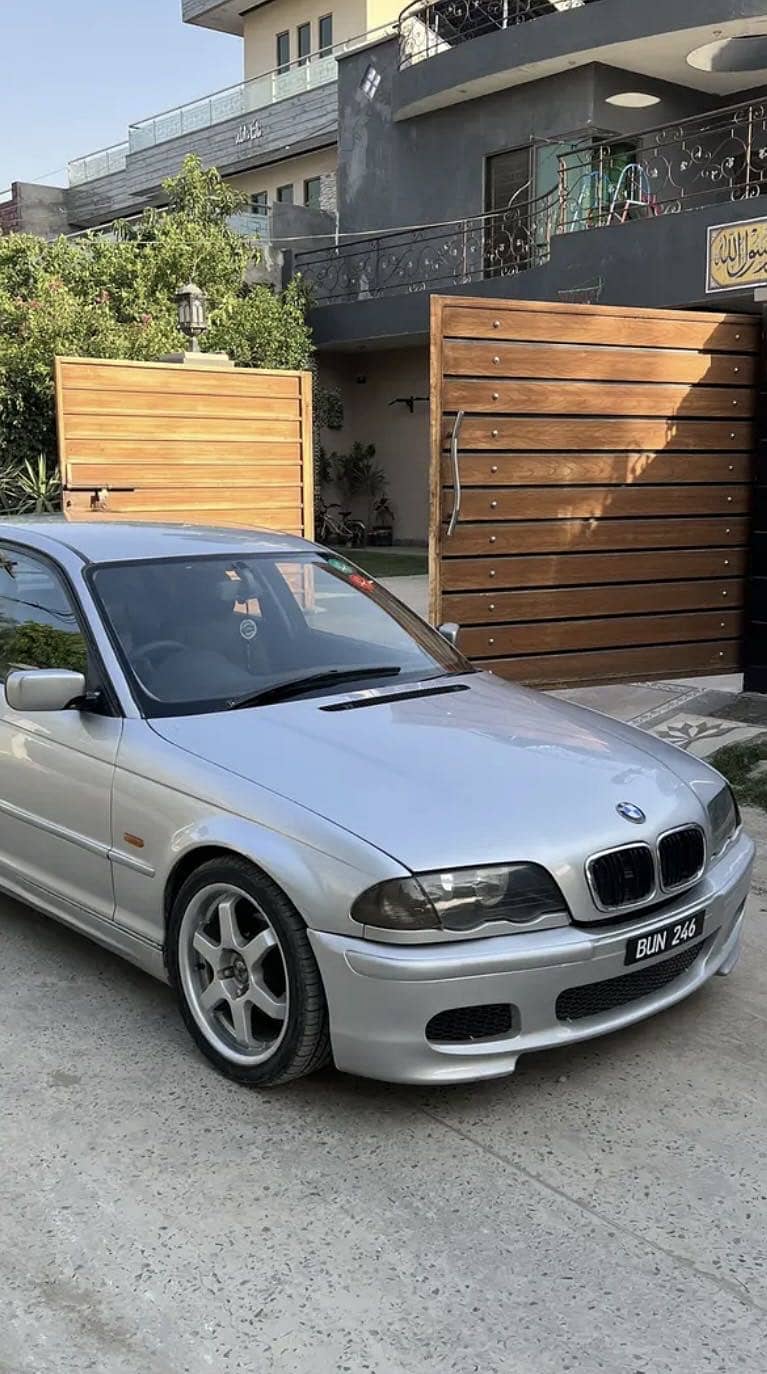 BMW E46 V8!!! 2