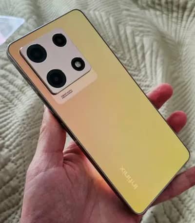 Infinix Note 30 Pro