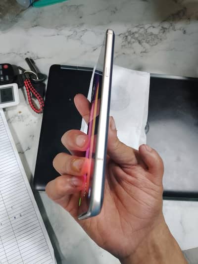 LG V60 ThinQ 5G