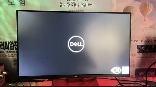Dell flat panel bazelless lcd 22 inch