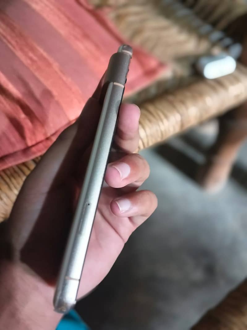 Google Pixel 8 8