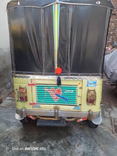 Unique rickshaw petrol