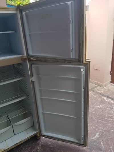 Refrigerator full size 03444288800