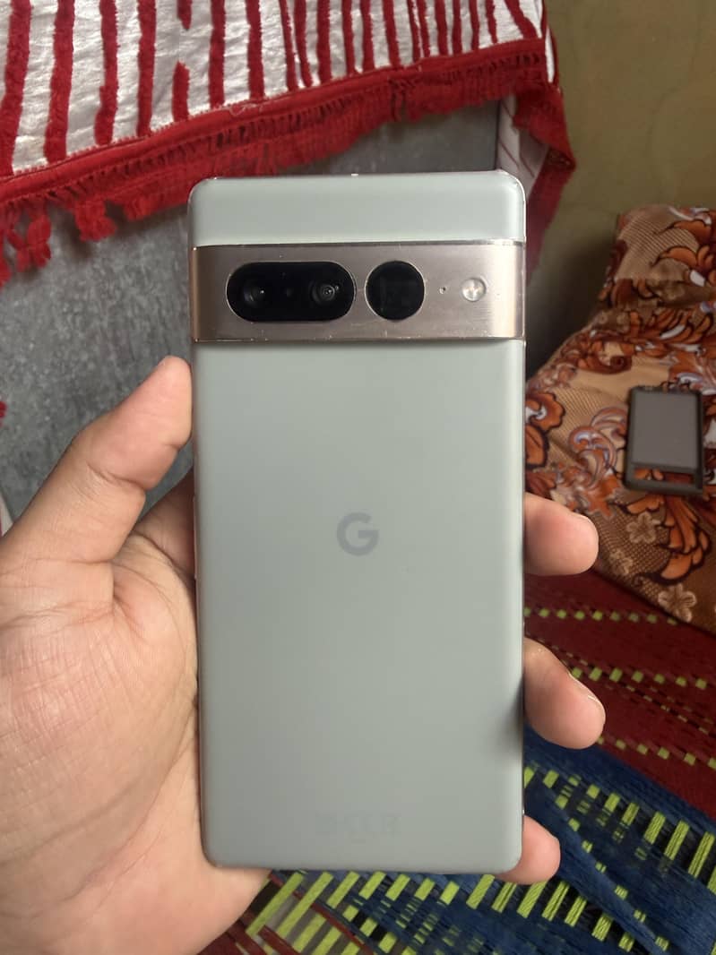Google Pixel 7 Pro 0