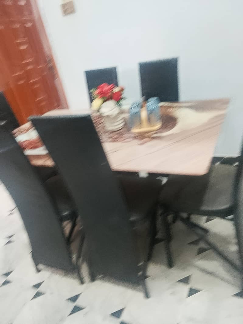 Dining table 4