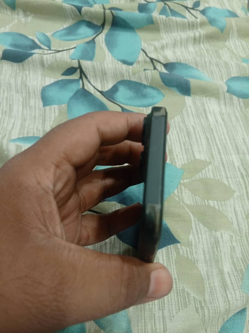 Apple iPhone 15 2
